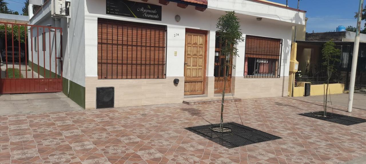 Alojamiento Sarmiento General Alvear  Exterior photo